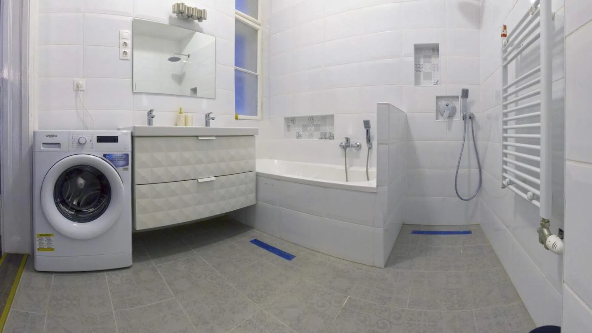 Oktogon Modern Apartment Будапешт